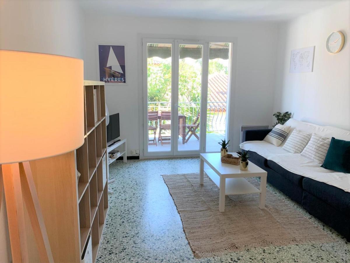 Beaux Appartements 3 Pieces Avec Espaces Exterieurs Et Parking - Proche Plage イエール エクステリア 写真