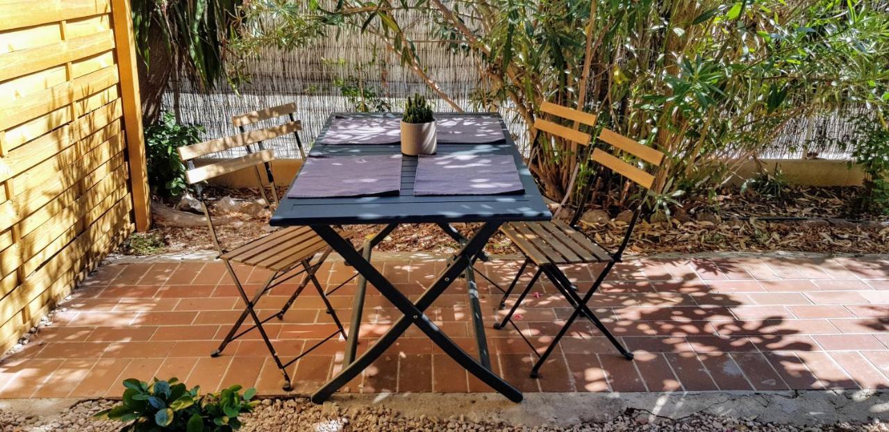 Beaux Appartements 3 Pieces Avec Espaces Exterieurs Et Parking - Proche Plage イエール エクステリア 写真