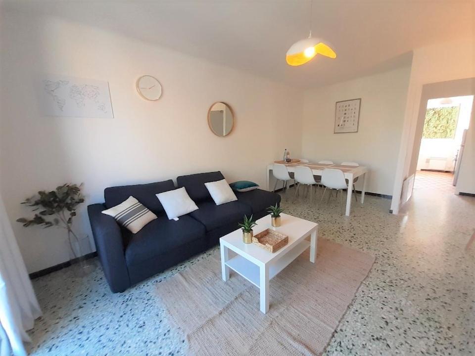 Beaux Appartements 3 Pieces Avec Espaces Exterieurs Et Parking - Proche Plage イエール エクステリア 写真