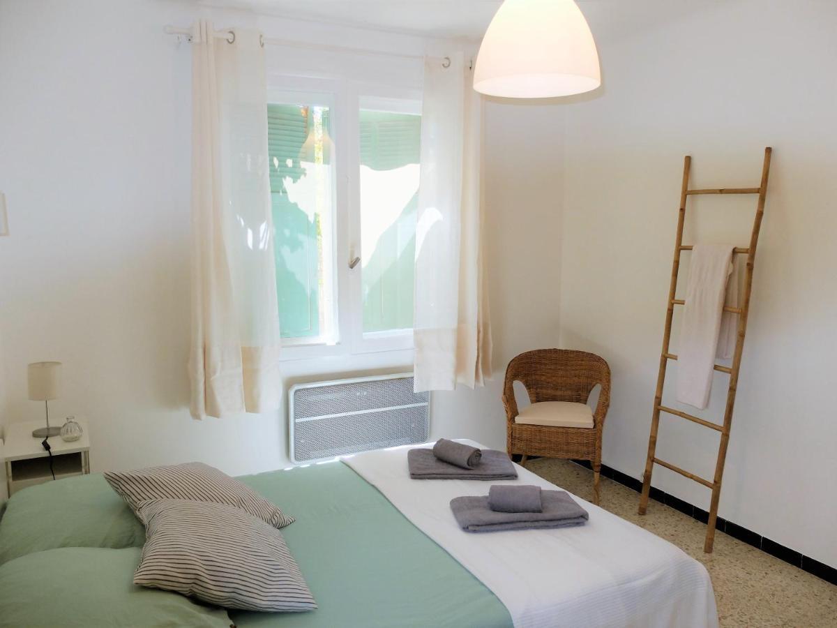 Beaux Appartements 3 Pieces Avec Espaces Exterieurs Et Parking - Proche Plage イエール エクステリア 写真