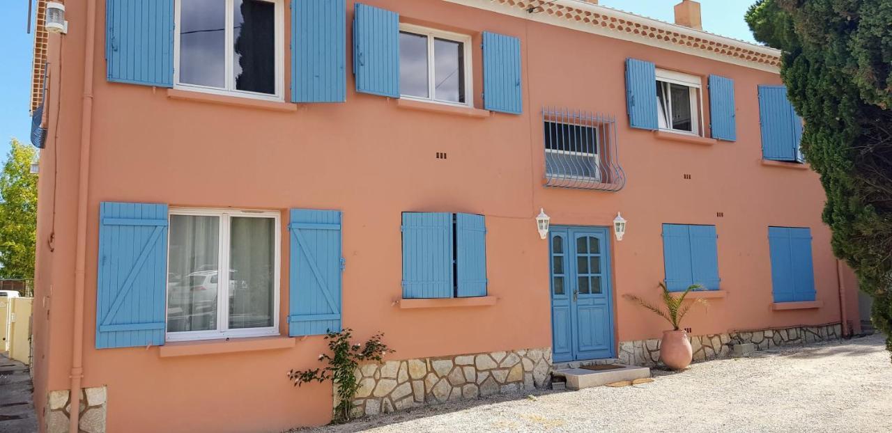 Beaux Appartements 3 Pieces Avec Espaces Exterieurs Et Parking - Proche Plage イエール エクステリア 写真