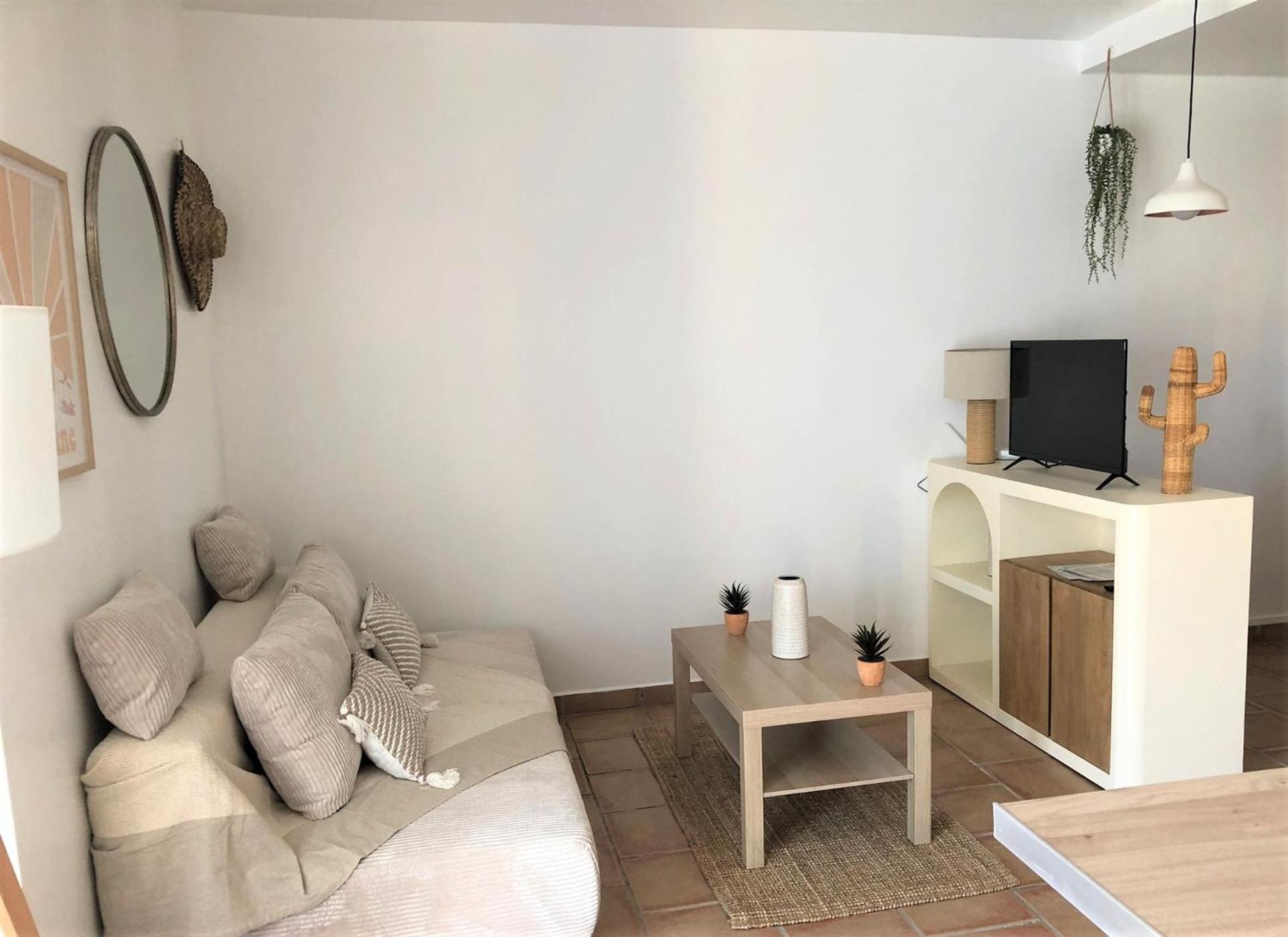 Beaux Appartements 3 Pieces Avec Espaces Exterieurs Et Parking - Proche Plage イエール エクステリア 写真
