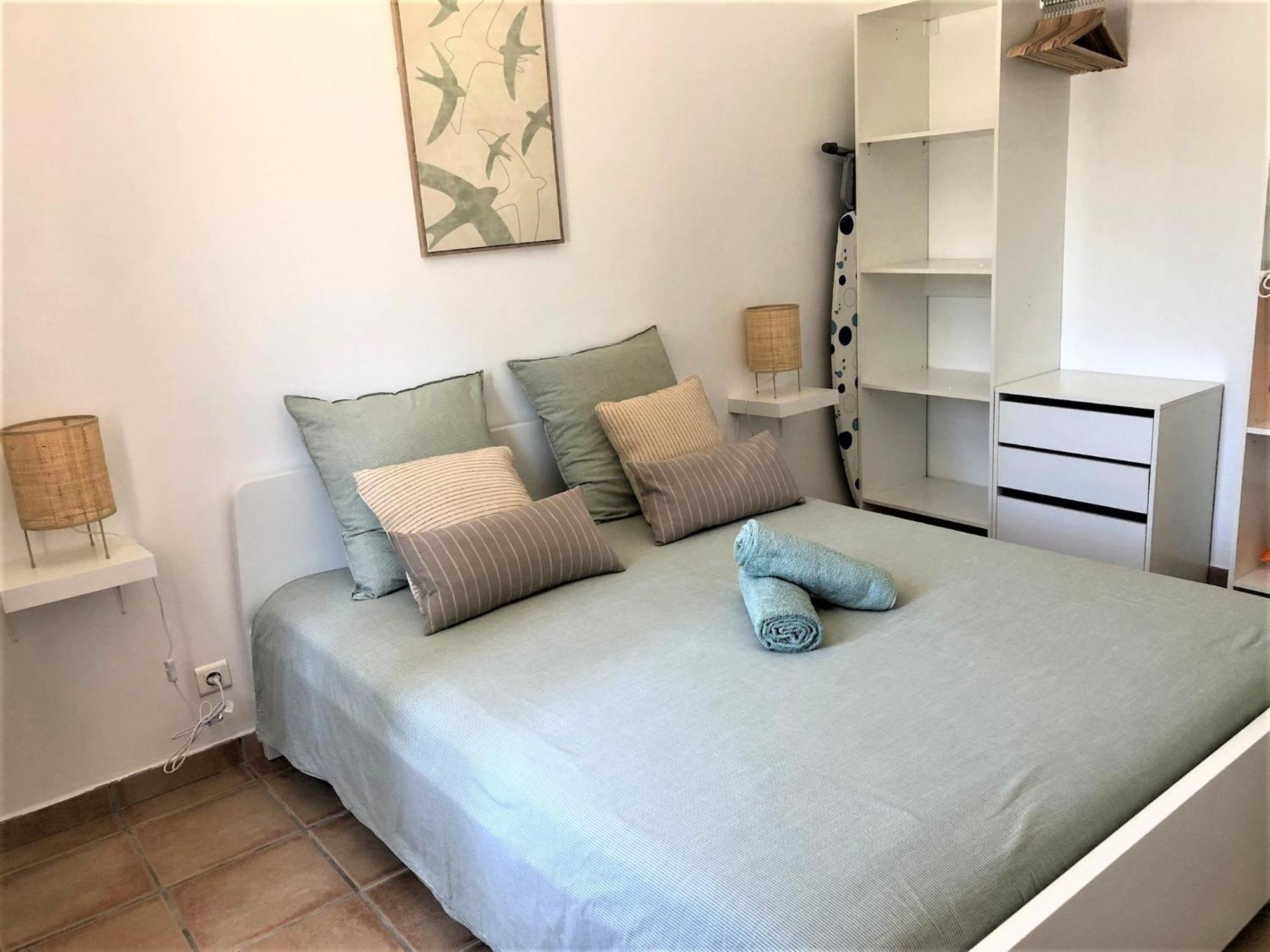Beaux Appartements 3 Pieces Avec Espaces Exterieurs Et Parking - Proche Plage イエール エクステリア 写真